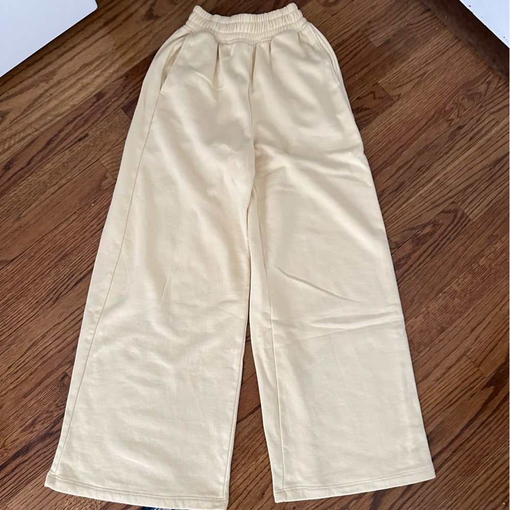 H&M wide leg sweatpants
